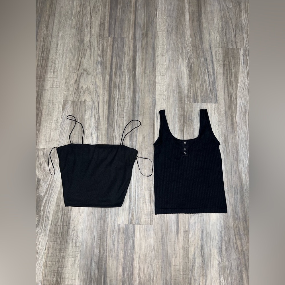 Tops and short set - Picture 4 of 12